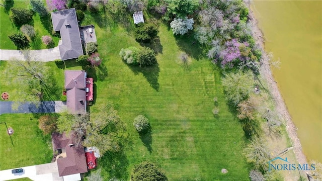 1883 Riverview Dr, Defiance, OH 43512 - aerial view