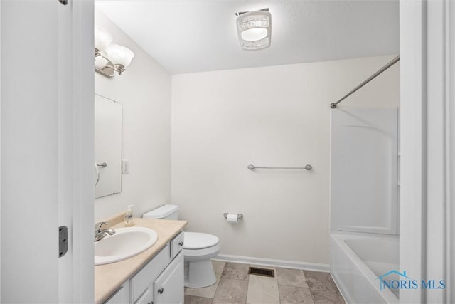 8 Zachary Cir, Waterville, OH 43566 - full bath with vanity, toilet, baseboards, bathing tub / shower combination, and visible vents