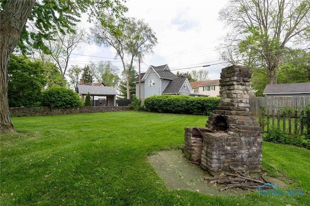 202 Hancock St, Findlay, OH 45840 - view of yard
