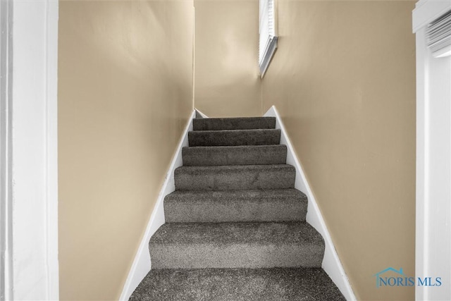 4242 Fairview Dr, Toledo, OH 43612 - stairs with baseboards