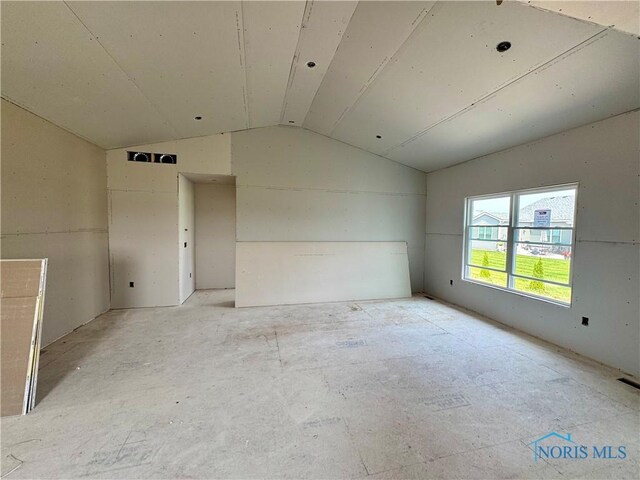 5021 Easton Dr, Oregon, OH 43616 - photo 5