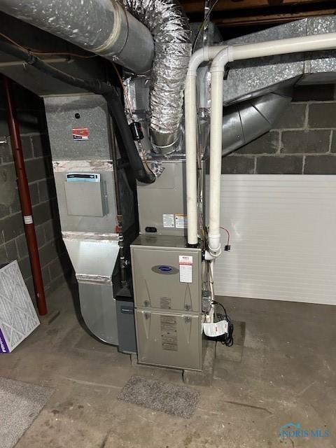 163 E Hull St, Edgerton, OH 43517 - view of utility room