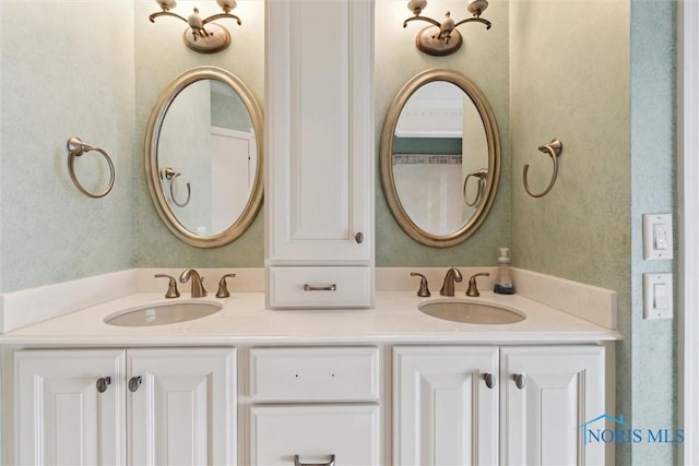 5258 Coldstream Rd, Toledo, OH 43623 - full bathroom featuring double vanity