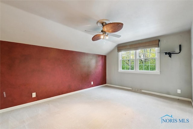 5258 Coldstream Rd, Toledo, OH 43623 - unfurnished room with ceiling fan, lofted ceiling, carpet floors, and baseboards