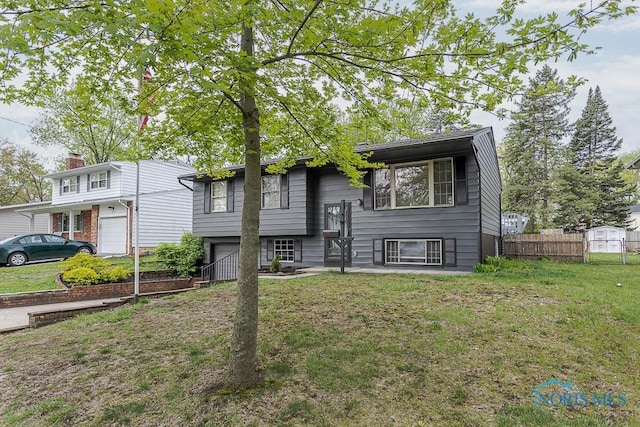 2509 Orchard Hills Blvd, Toledo, OH 43615 - view of front of house featuring a garage