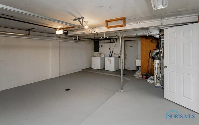 2509 Orchard Hills Blvd, Toledo, OH 43615 - basement featuring washer and dryer