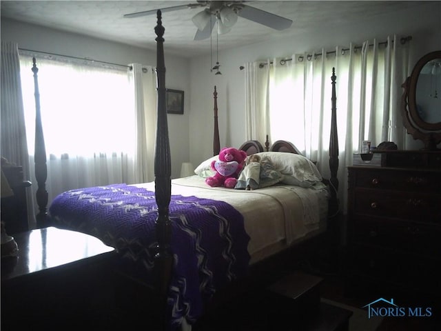 1805 Ayersville Ave, Defiance, OH 43512 - bedroom featuring a ceiling fan