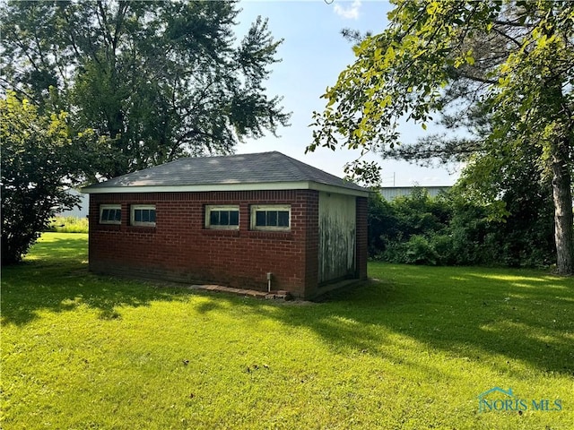 view of outdoor structure
