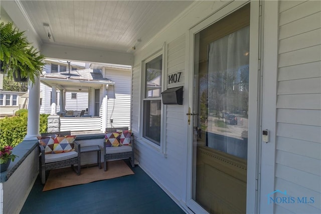 1407 Kenyon Dr, Toledo, OH 43614 - view of patio / terrace featuring covered porch