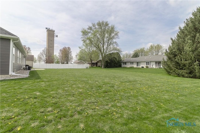 749 Parkside Dr, Wauseon, OH 43567 - view of yard with fence
