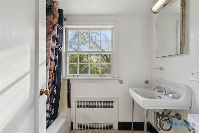 3766 Edgevale Rd, Toledo, OH 43606 - full bathroom featuring radiator heating unit, shower / bath combo, and toilet