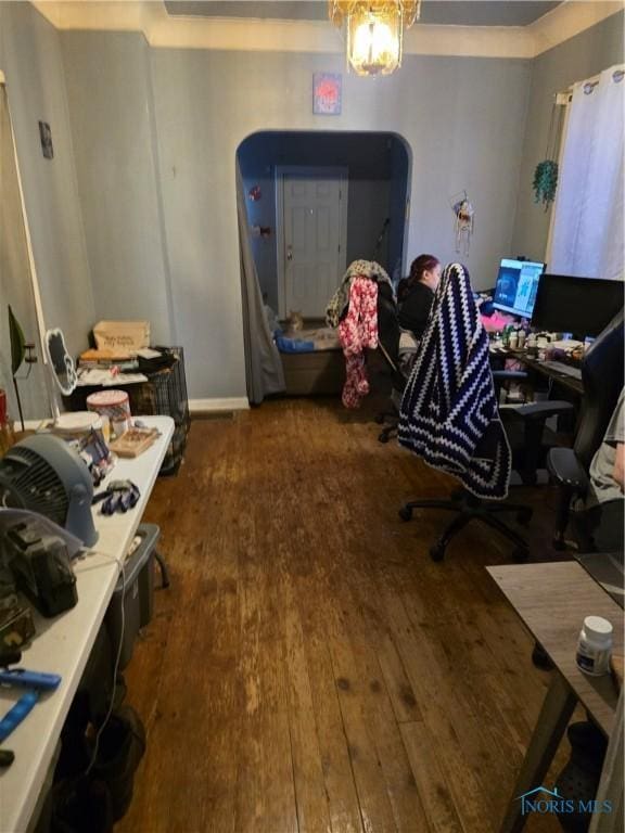 362 Burger St, Toledo, OH 43605 - office space with wood-type flooring