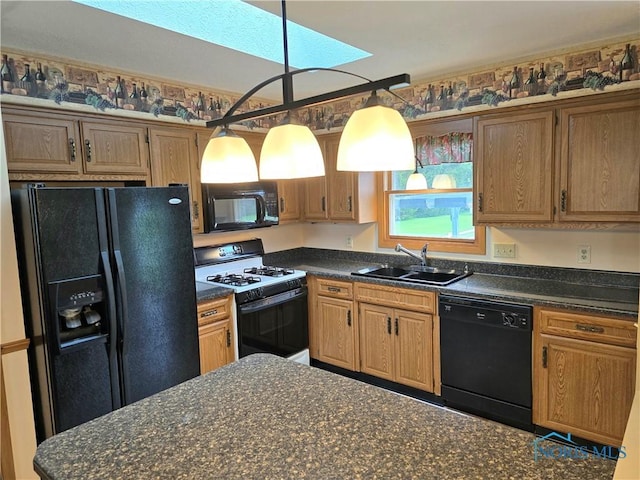 13941 Hannah Rd, Bowling Green, OH 43402 - kitchen featuring black appliances, a sink, and dark countertops