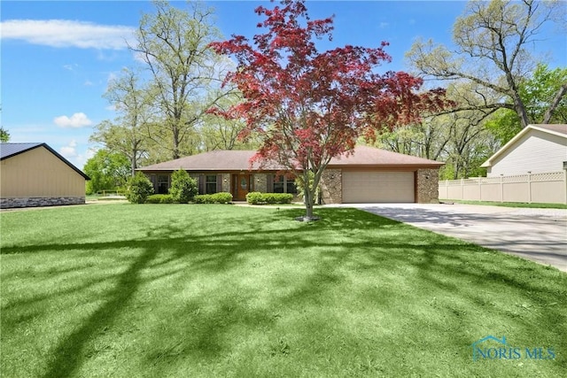 2006 Huntley St, Holland, OH 43528 - photo 1