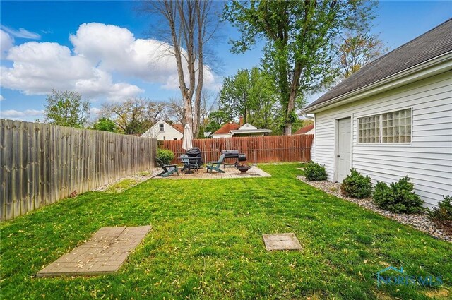 5036 Trellis Way, Sylvania, OH 43560 - view of yard featuring a patio area