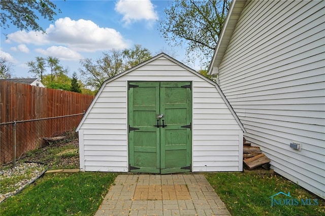 5036 Trellis Way, Sylvania, OH 43560 - view of shed with fence