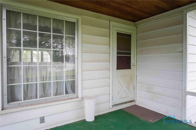 view of property entrance