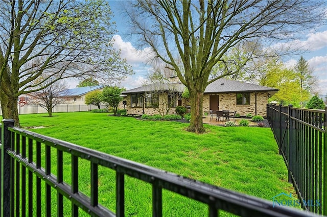 685 N Main St, Arlington, OH 45814 - view of yard with a patio