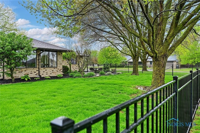 685 N Main St, Arlington, OH 45814 - view of yard