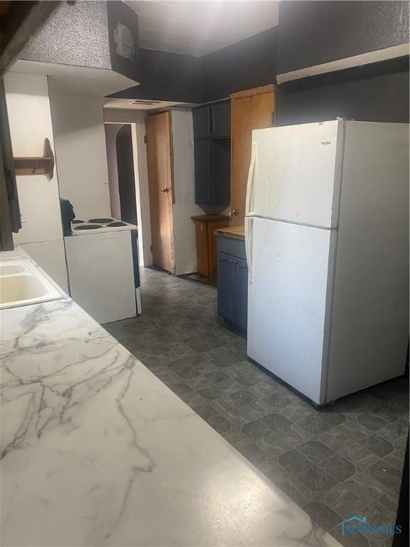 368 Plymouth St, Toledo, OH 43605 - photo 8
