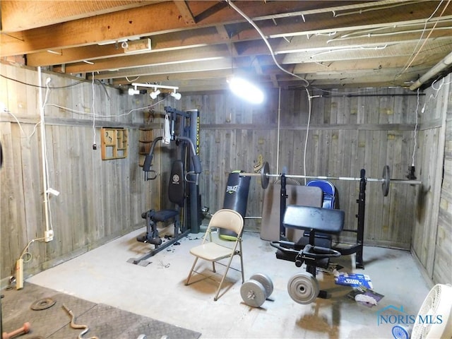 203 N Union St, Fostoria, OH 44830 - view of unfinished basement