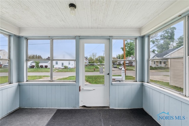 2352 108th St, Toledo, OH 43611 - unfurnished sunroom with healthy amount of natural light