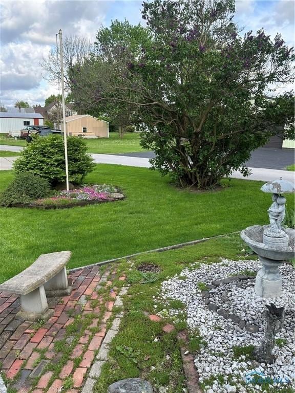 323 W St, Carey, OH 43316 - photo 5