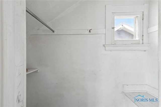 1908 Parkdale Ave, Toledo, OH 43607 - walk in closet featuring vaulted ceiling