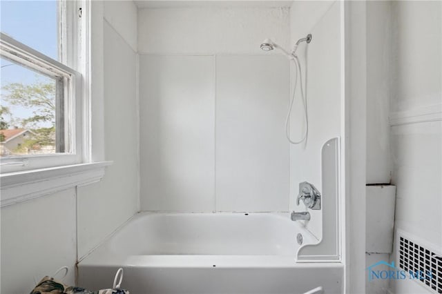 1908 Parkdale Ave, Toledo, OH 43607 - bathroom with bathtub / shower combination