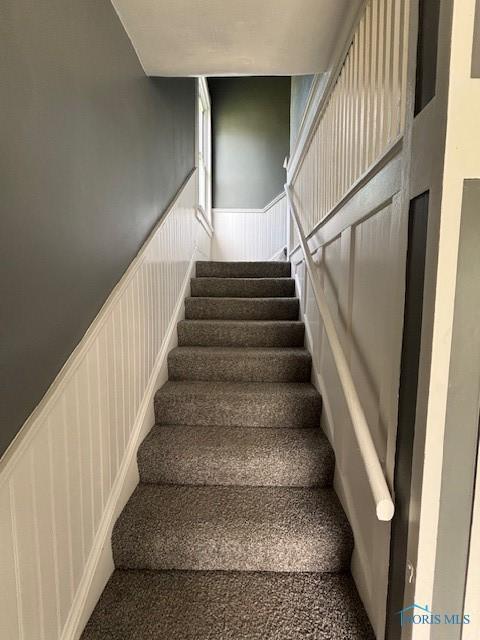 938 Western Ave, Toledo, OH 43609 - staircase with wainscoting