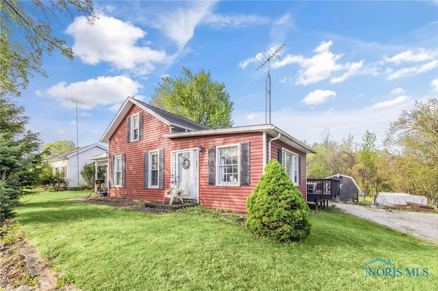 1037 Stevenson St, Napoleon, OH 43545 - view of front of house featuring a front yard
