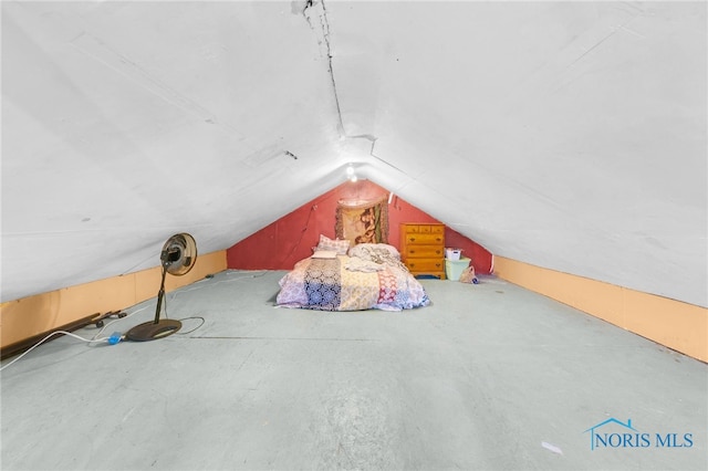 1037 Stevenson St, Napoleon, OH 43545 - bonus room with vaulted ceiling