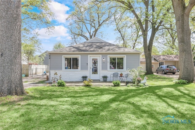 3416 Zone Ave, Toledo, OH 43617 - photo 1