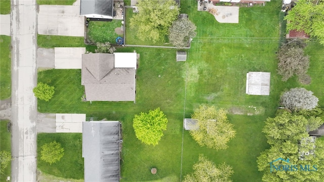 588 Douglas Dr, Wauseon, OH 43567 - aerial view