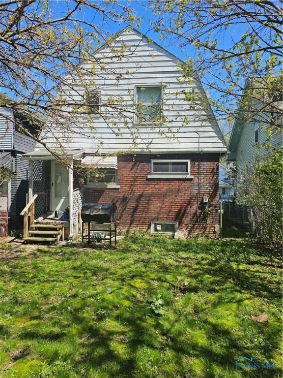 2465 Lawton Ave, Toledo, OH 43620 - photo 4