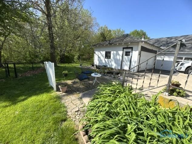 407 Water St, Woodville, OH 43469 - photo 2