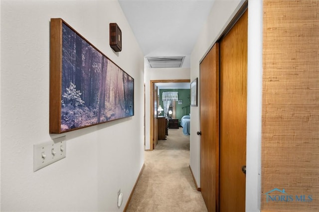 2659 Coveview Dr, Toledo, OH 43611 - hallway with light carpet