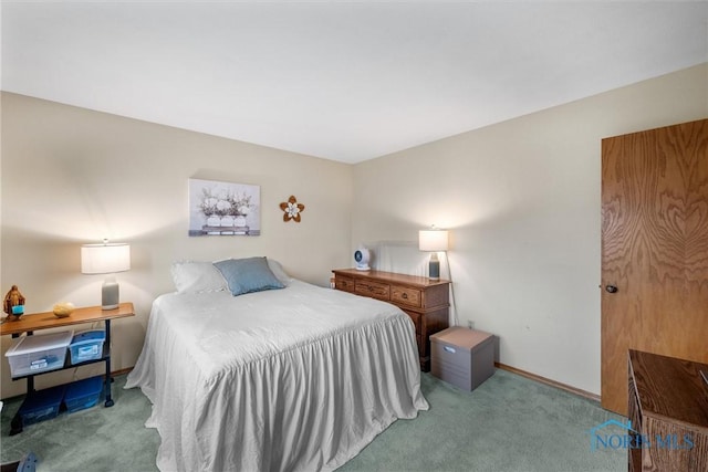 2659 Coveview Dr, Toledo, OH 43611 - carpeted bedroom with baseboards