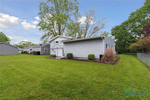 1639 Brookside Dr, Findlay, OH 45840 - view of back of property