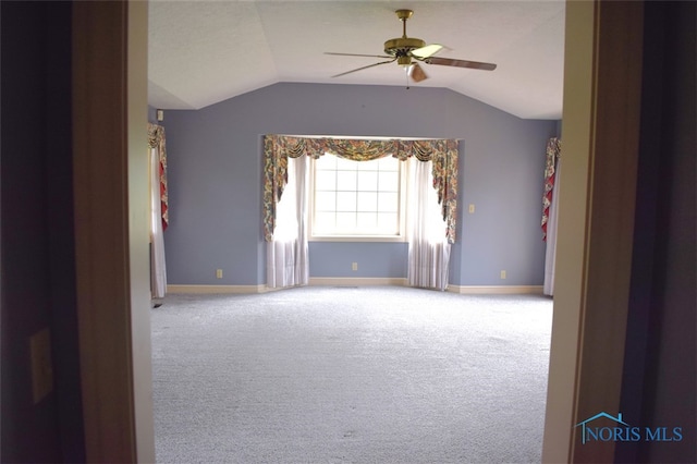 1527 S Ct, Findlay, OH 45840 - carpeted spare room featuring a ceiling fan, lofted ceiling, and baseboards