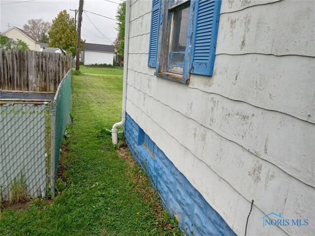 1068 Garfield St, Fremont, OH 43420 - photo 11