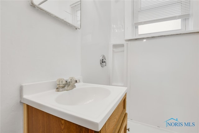 308 Crittenden Ave, Toledo, OH 43609 - bathroom featuring vanity