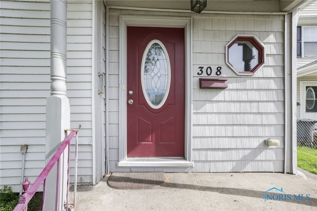 308 Crittenden Ave, Toledo, OH 43609 - view of property entrance