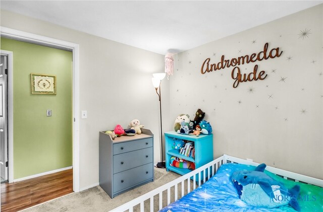 5956 E Pembridge Dr, Toledo, OH 43615 - bedroom with baseboards