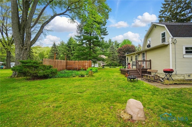 7438 Yawberg Rd, Whitehouse, OH 43571 - view of yard featuring a wooden deck