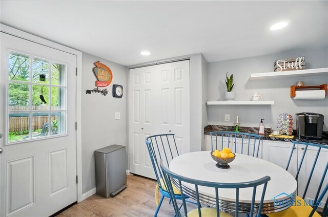 7438 Yawberg Rd, Whitehouse, OH 43571 - dining area featuring light wood-type flooring, recessed lighting, and baseboards