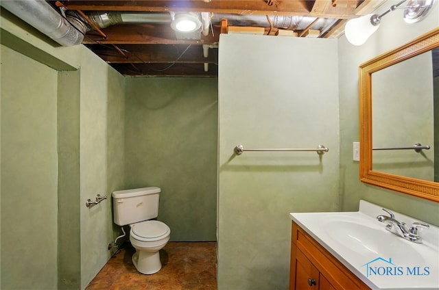 4315 Eastway St, Toledo, OH 43612 - half bathroom featuring vanity and toilet