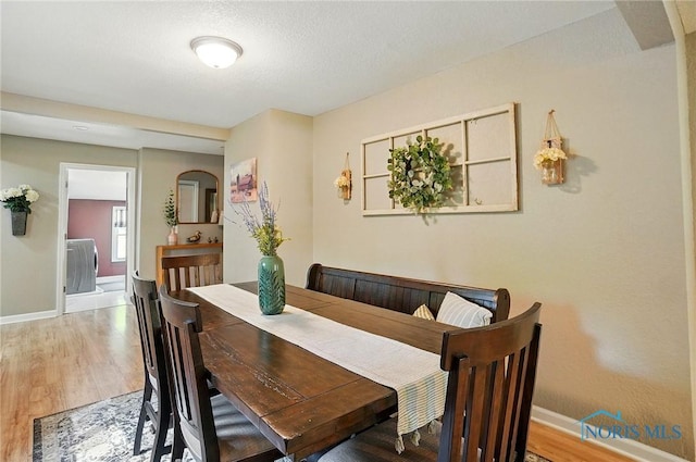 9544 Maumee Western Rd, Monclova, OH 43542 - dining area featuring wood finished floors and baseboards