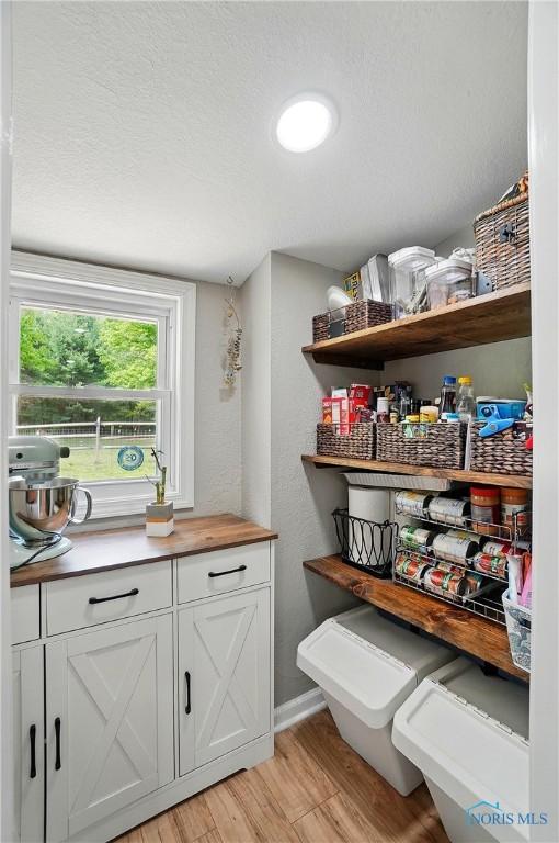 9544 Maumee Western Rd, Monclova, OH 43542 - view of storage area