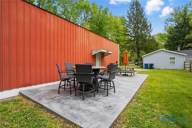 9544 Maumee Western Rd, Monclova, OH 43542 - view of patio / terrace